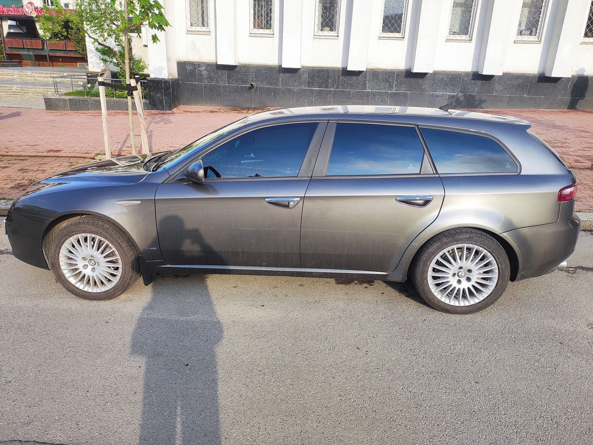 Продам Alfa Romeo 159