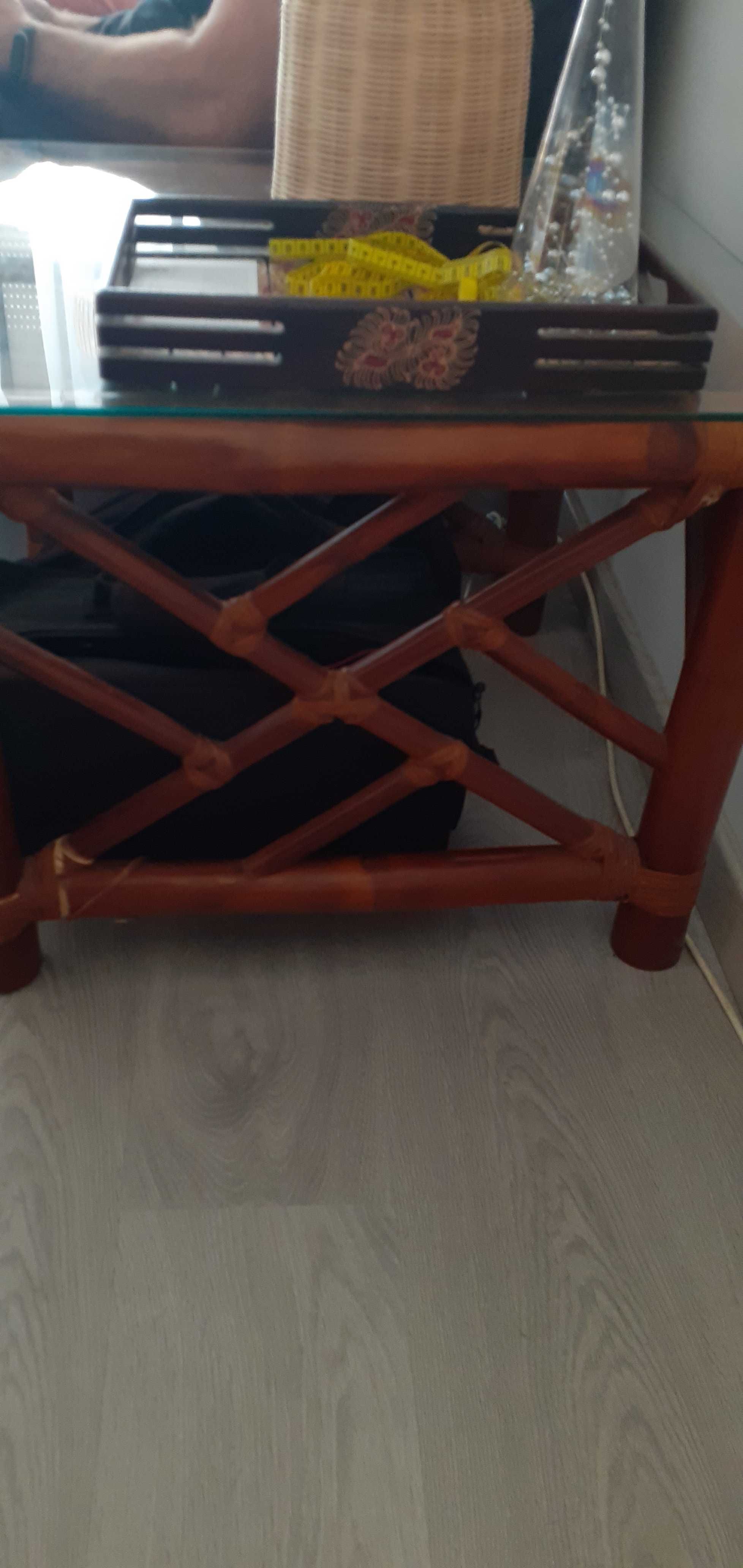 Mesa apoio oriental