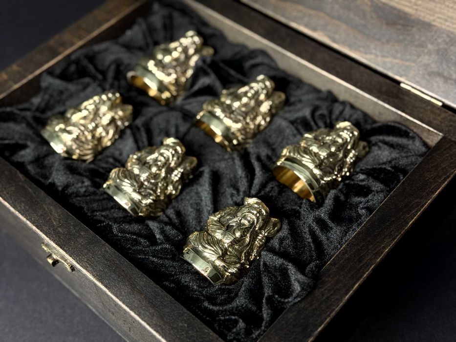 Набор чарок "Козацька рада" Чарки козаки. Подарункові чарки.