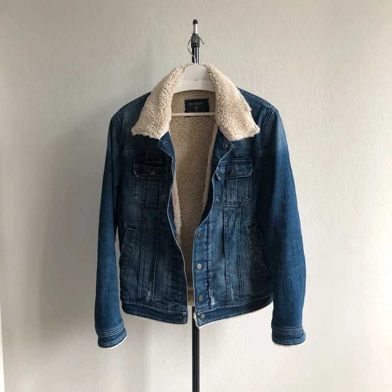 Guess kurtka katana kożuch jeansowy pilotka denimowa sherpa bomber