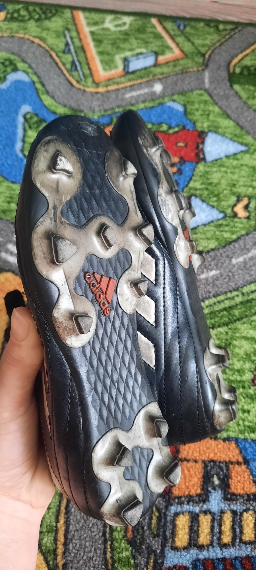 Сороконіжки Adidas  33 розмір