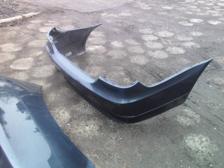 Maskę tył BMW 5 E 60 Sedan Stan BDB Zderzak tył