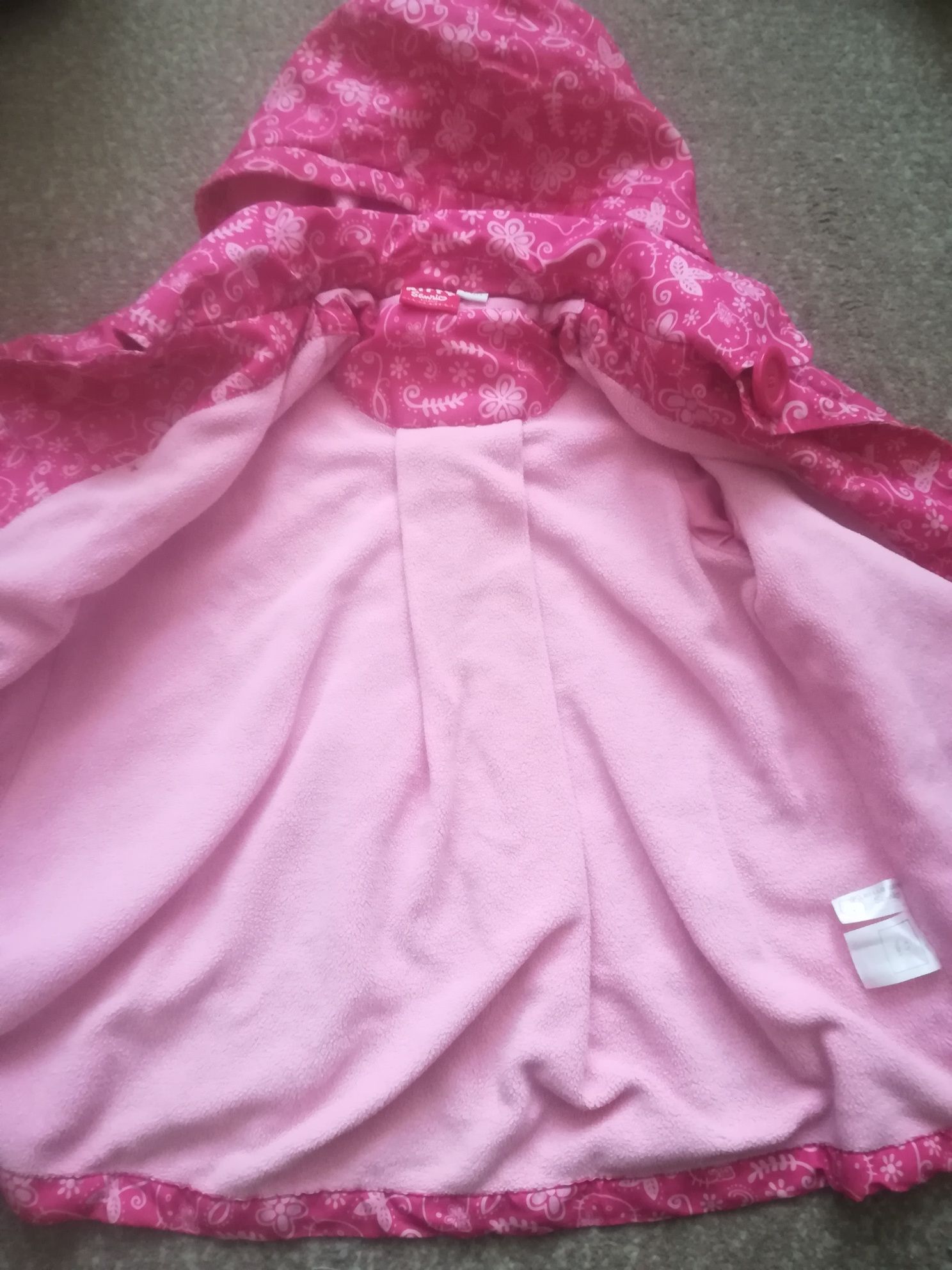 Płaszczyk kurtka dla dziewczynki wiosenną rozmiar 110