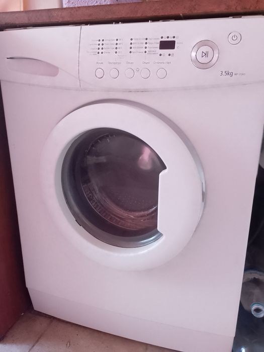 Продаю стиральную машину автомат Samsung