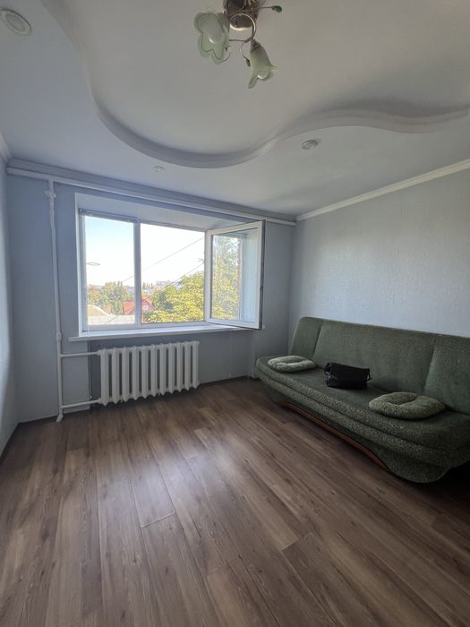 Кімната у гуртожитку Бортнянського