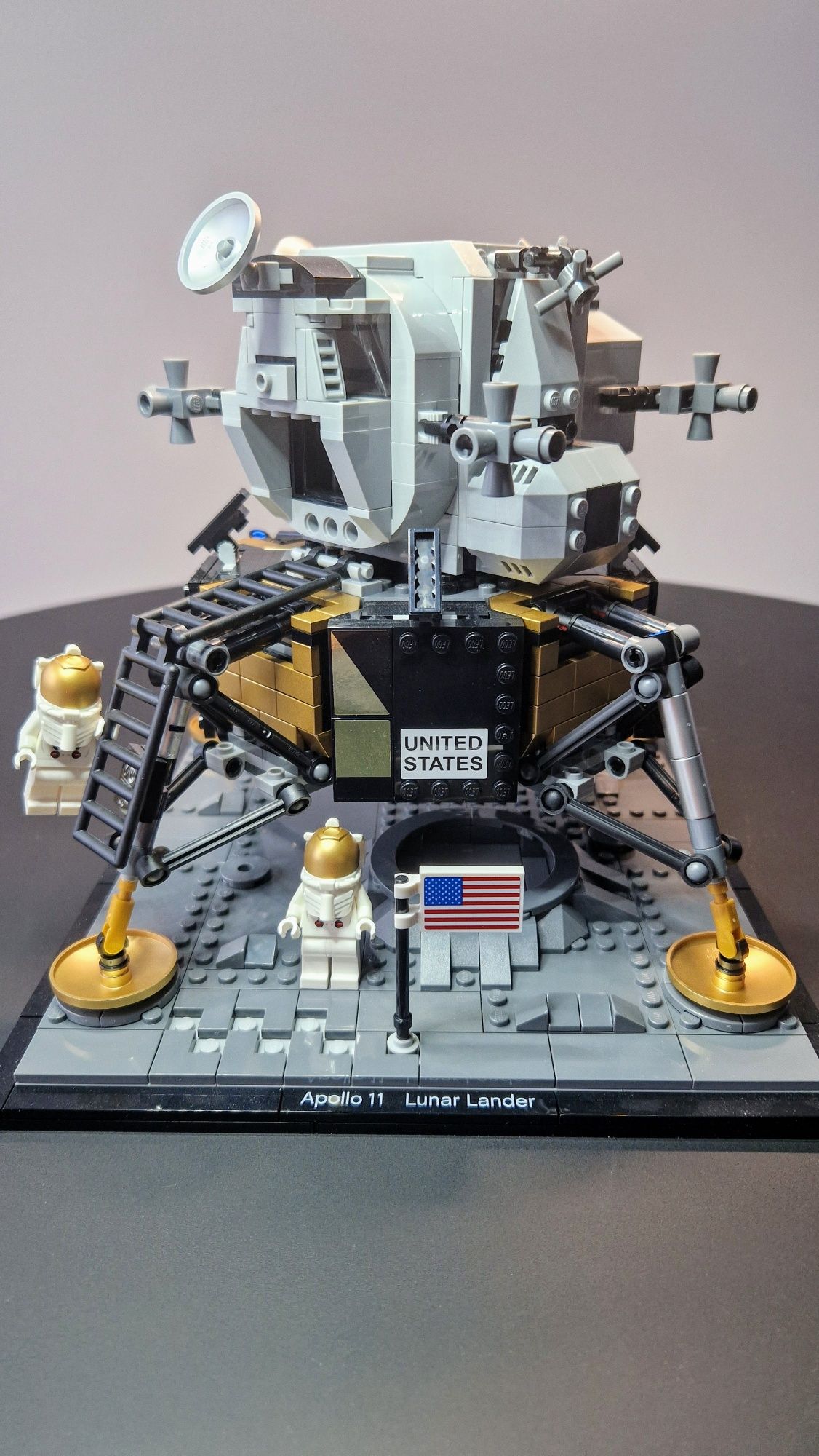LEGO Creator NASA Apollo 11, Lunar Lander