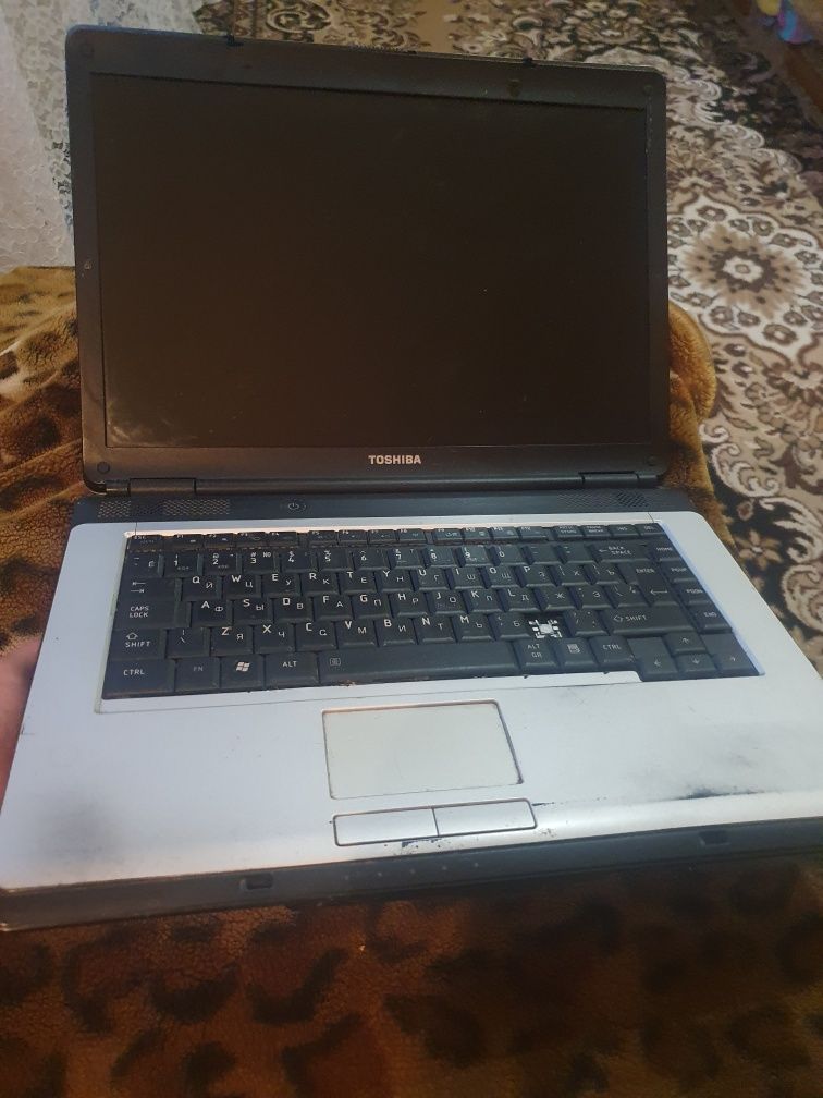 Ноутбук на запчасти TOSHIBA L300-110 MODEL.PSLBOE-014012