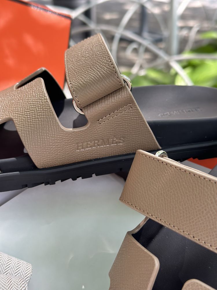 Трендові Тапочки Hermes