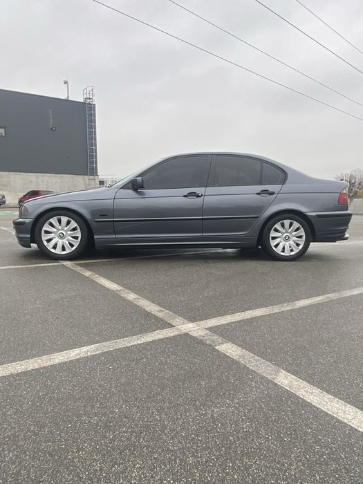 Продам БМВ-Е46 1.9 бензин