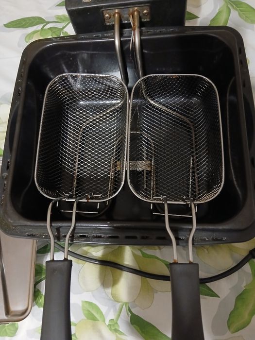 Фритюрниця CLATRONIC FR 3195