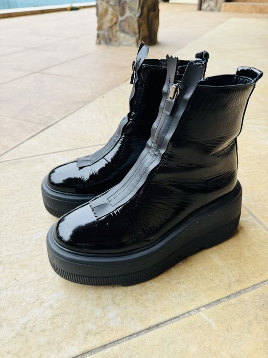 Черевики лакові зимові натуральна шкіра чоботи