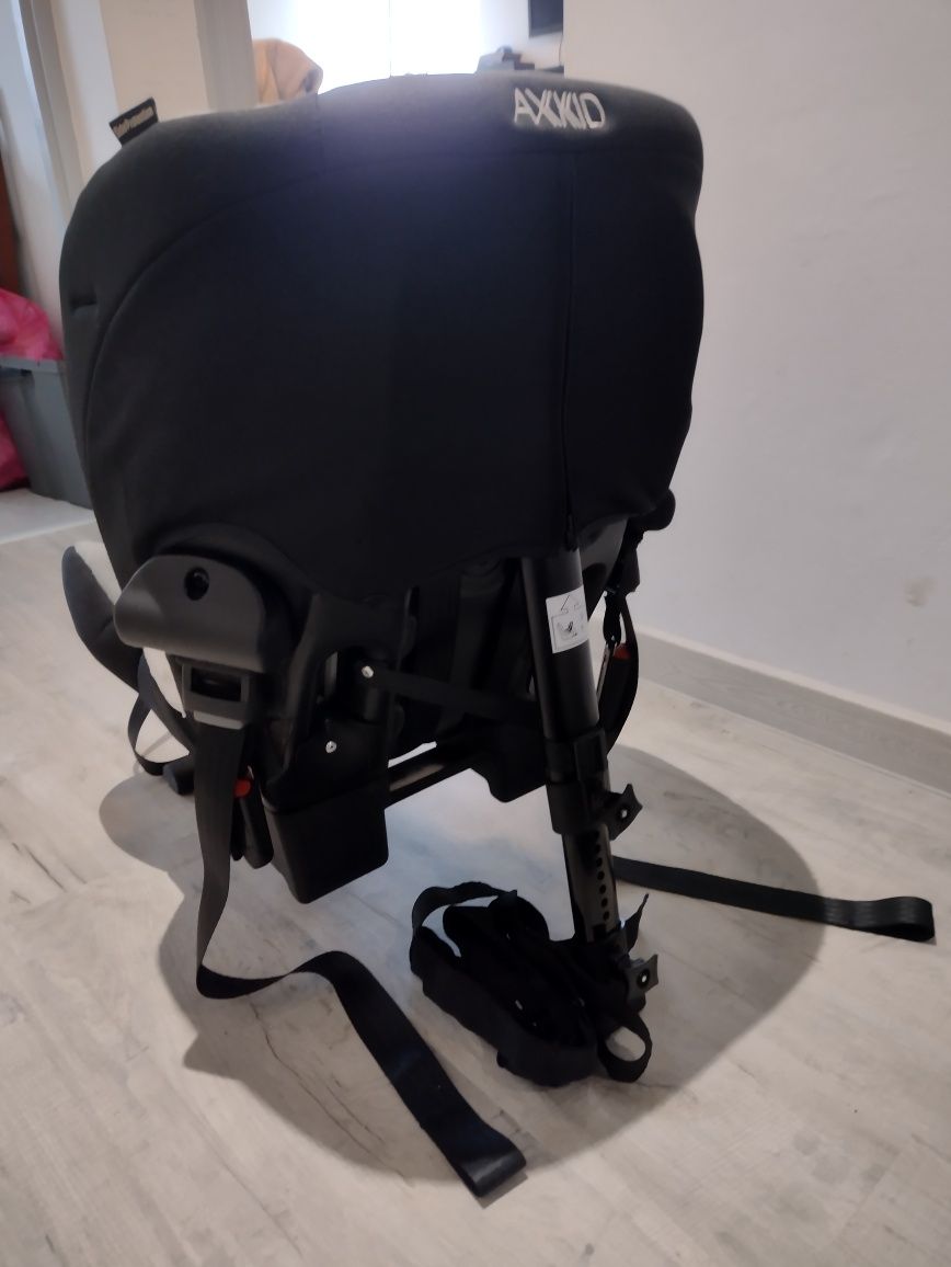 Axkid Minikid fotelik 9-25kg tyłem