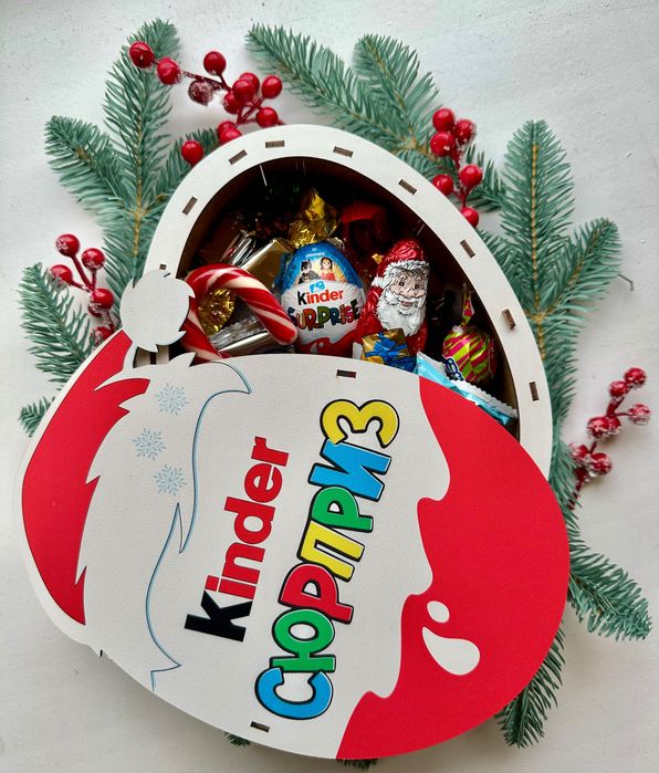 Солодкий подарунок Кіндер XXL на день св. Миколая, Різдво і Новий рік