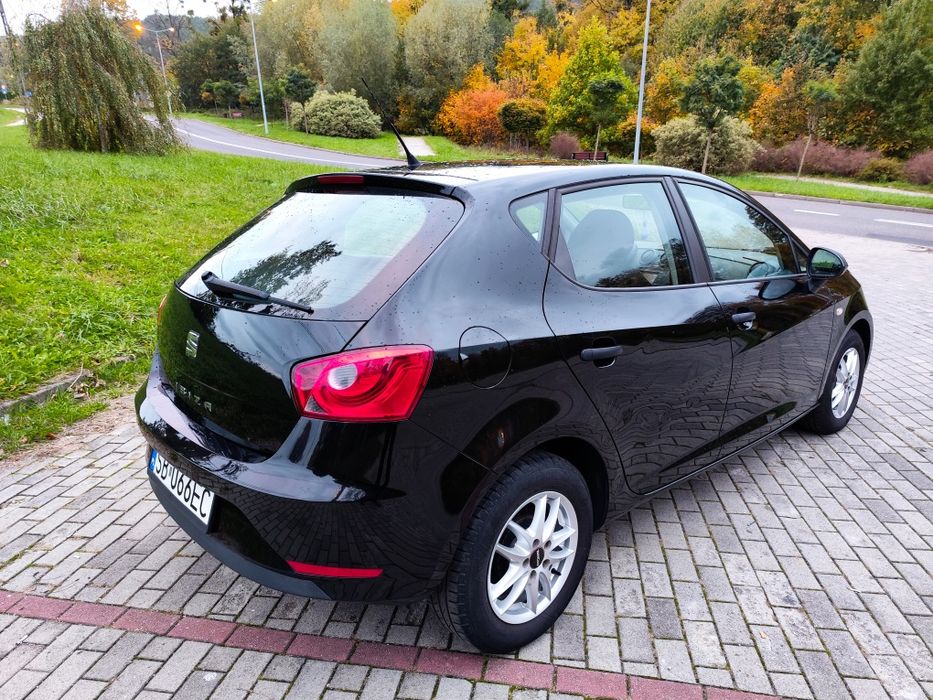 Seat Ibiza IV LIFT klima,ISOFIX,2kluczyki,2x koła,serwis,radio dotykow