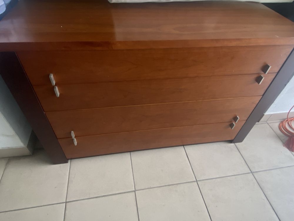 Vendo comodo usada