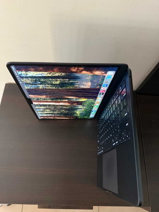 MacBook Air M2 (2022) – 16 ГБ RAM / 1 ТБ SSD – ідеальний стан