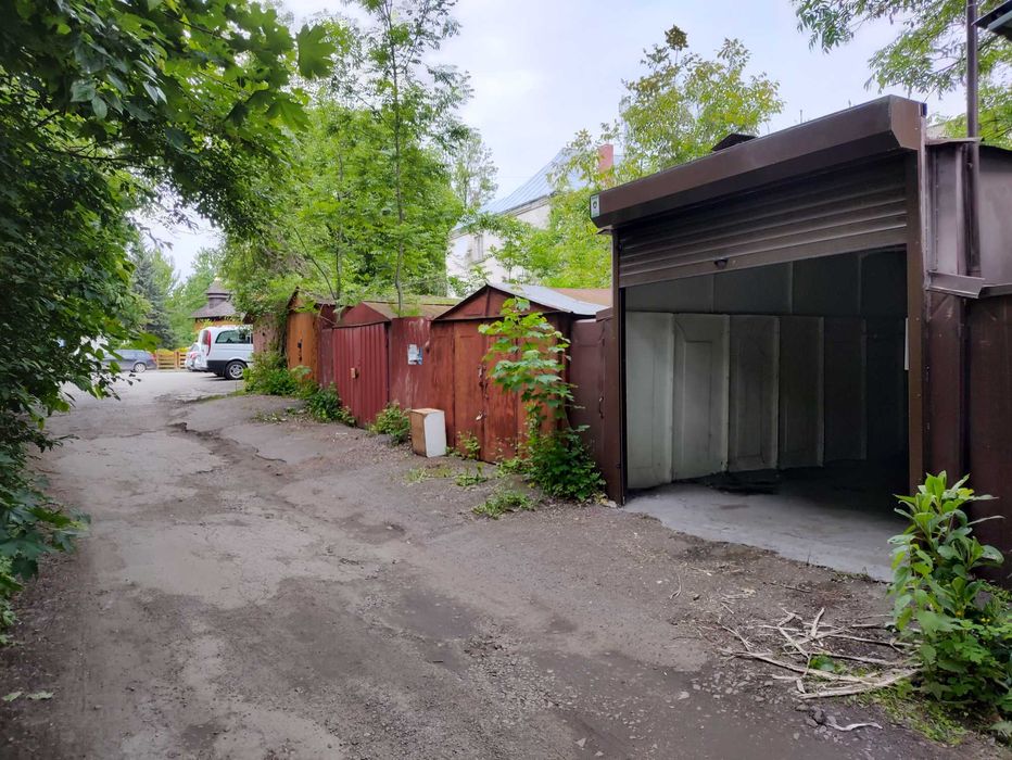 Здам в оренду гараж на вул. Природна 17 (вул. Чупринки, Франк. адмін.)