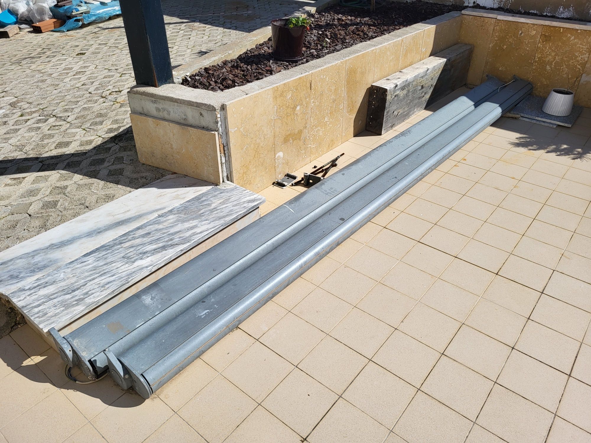 Toldos extensíveis elétricos