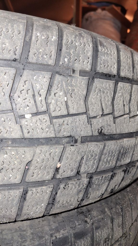 Зимова гума 225/65 r17 резина колеса
