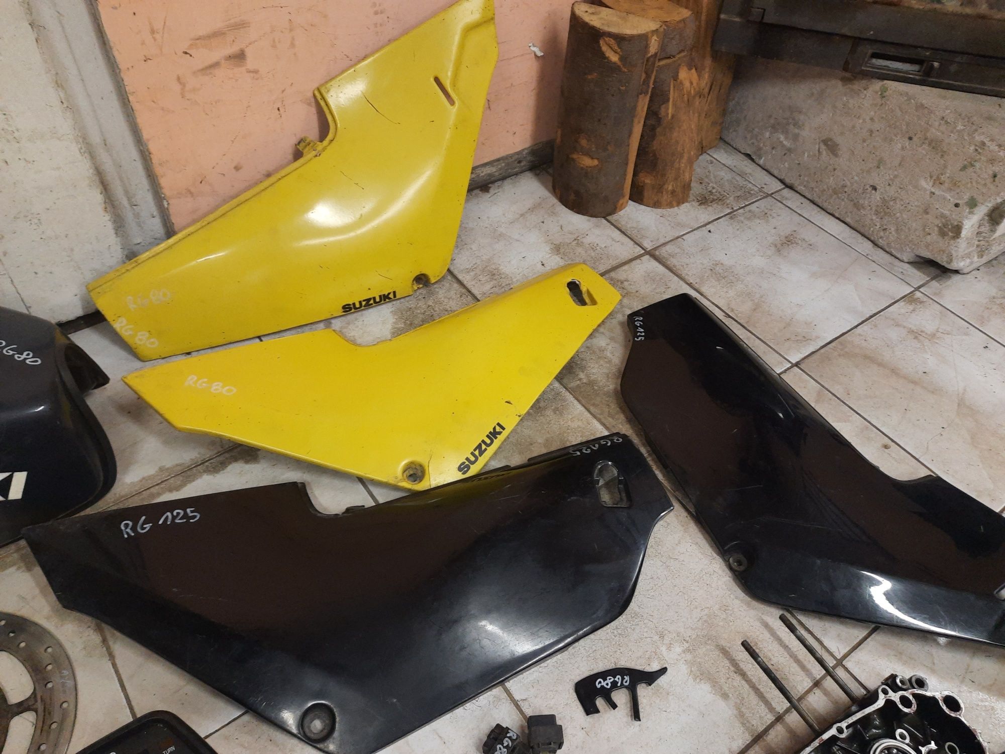 Suzuki RG 80 silnik części wał sprzęgło cylinder bak magneto licznik