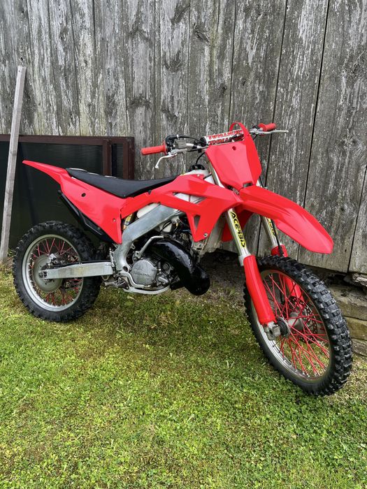 Honda cr 125. Po remoncie 14,5 mth. Öhlins.