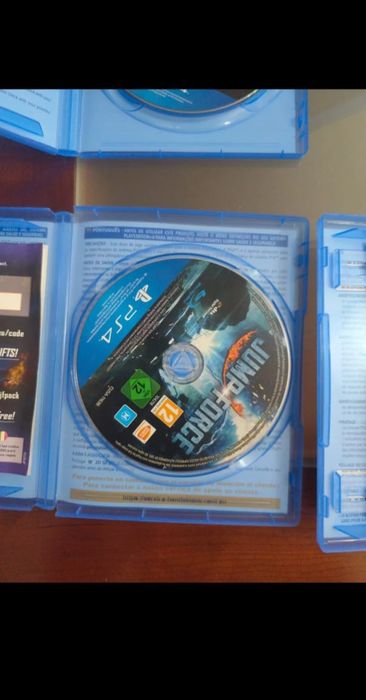 Playstation 4 slim 1T c/4 jogos oferta