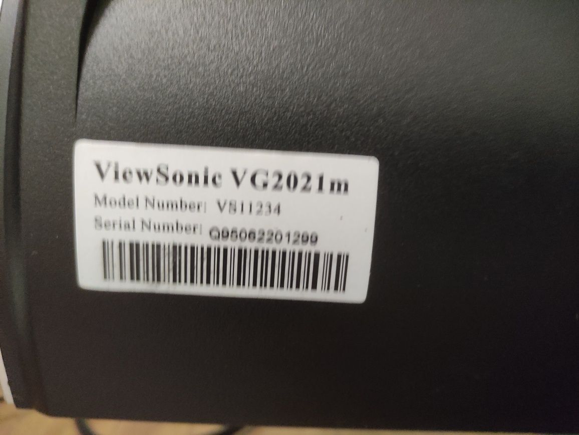 Монитор View Sonic VG2021m