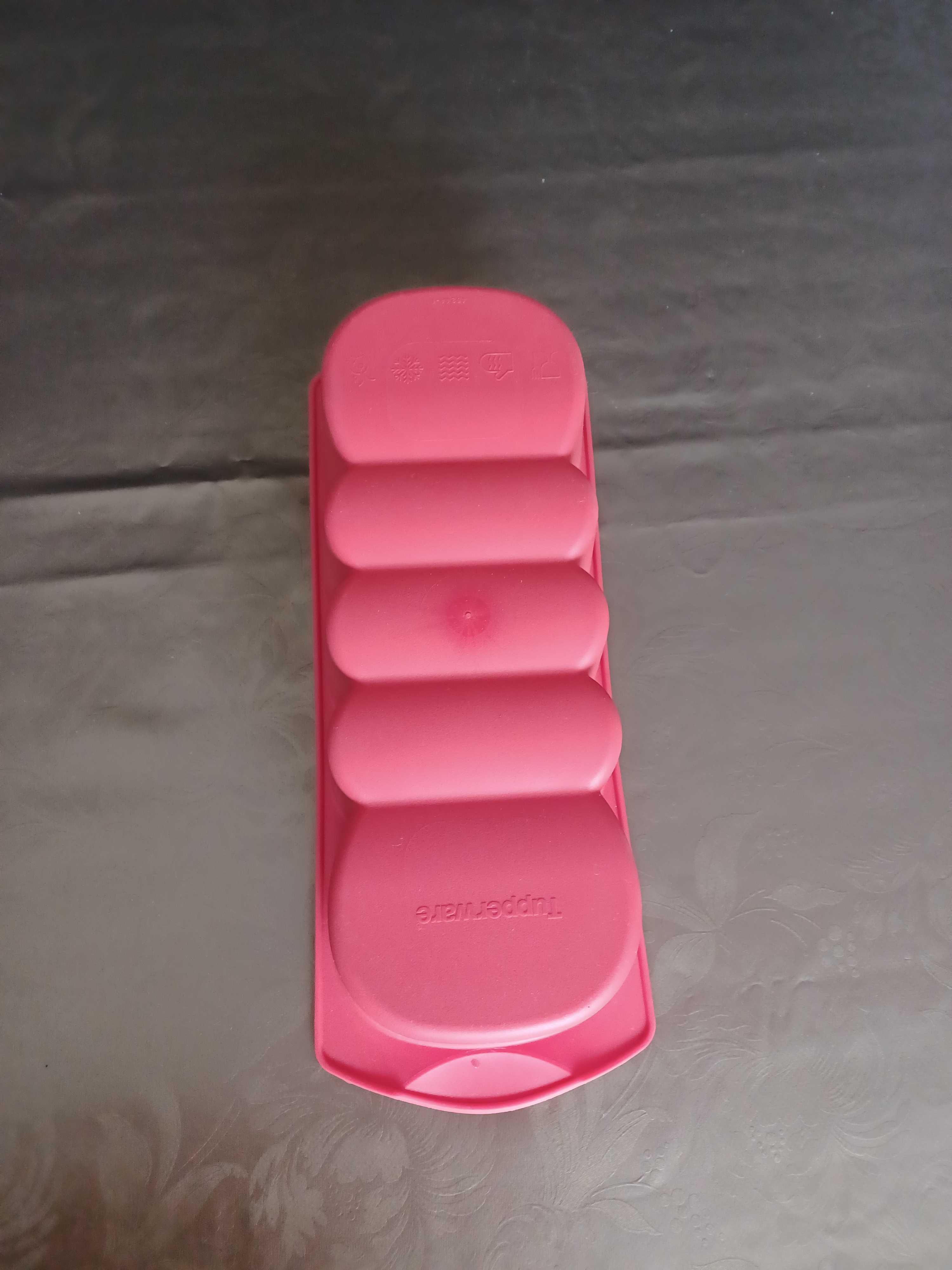 Formas de silicone da Tupperware - Vermelhas