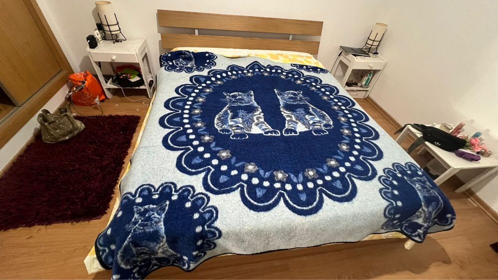 Cama de casal com colchão
