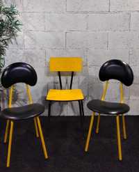 Cadeiras em metal. Metal chairs