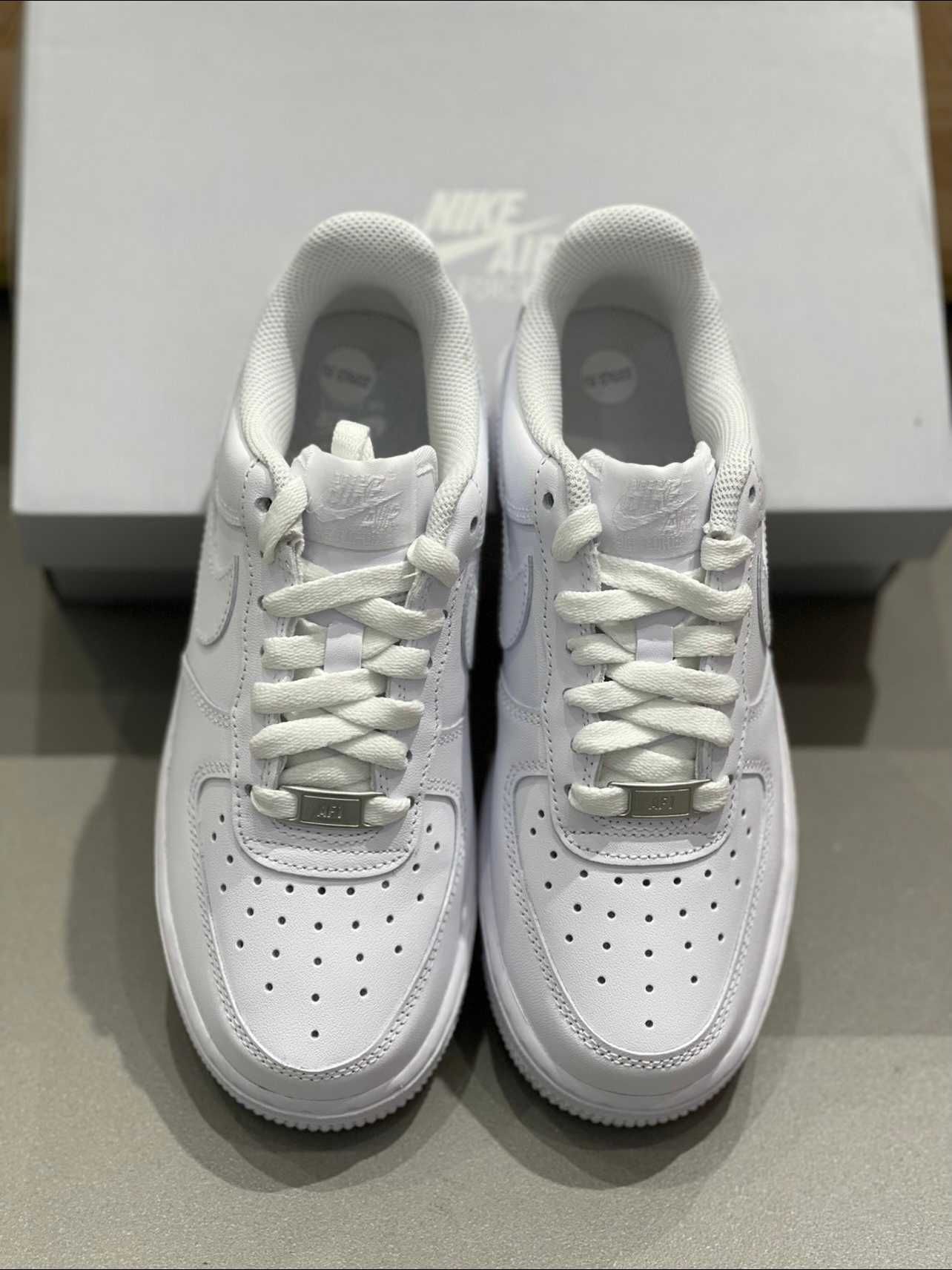 Nike Air Force 1 Low '07 White 38