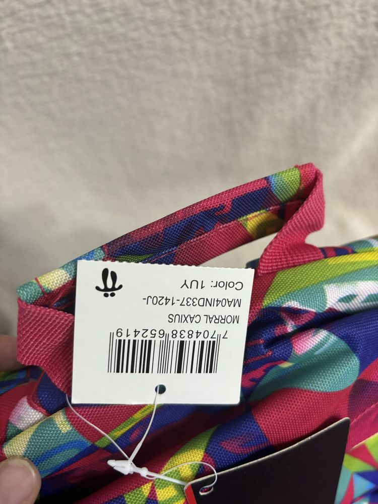 Mochila Totto impermeável Nova