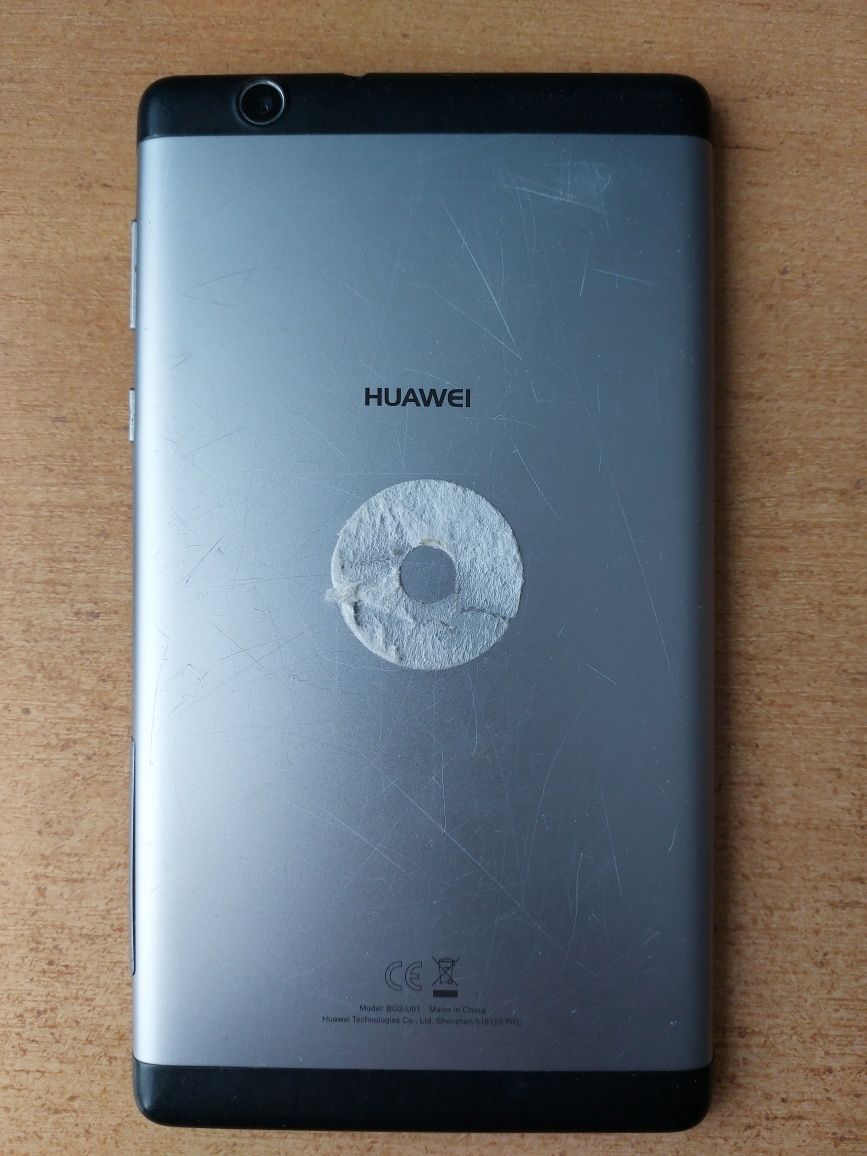 Планшет Huawei MediaPad T3 7" під ремонт або на запчастини.