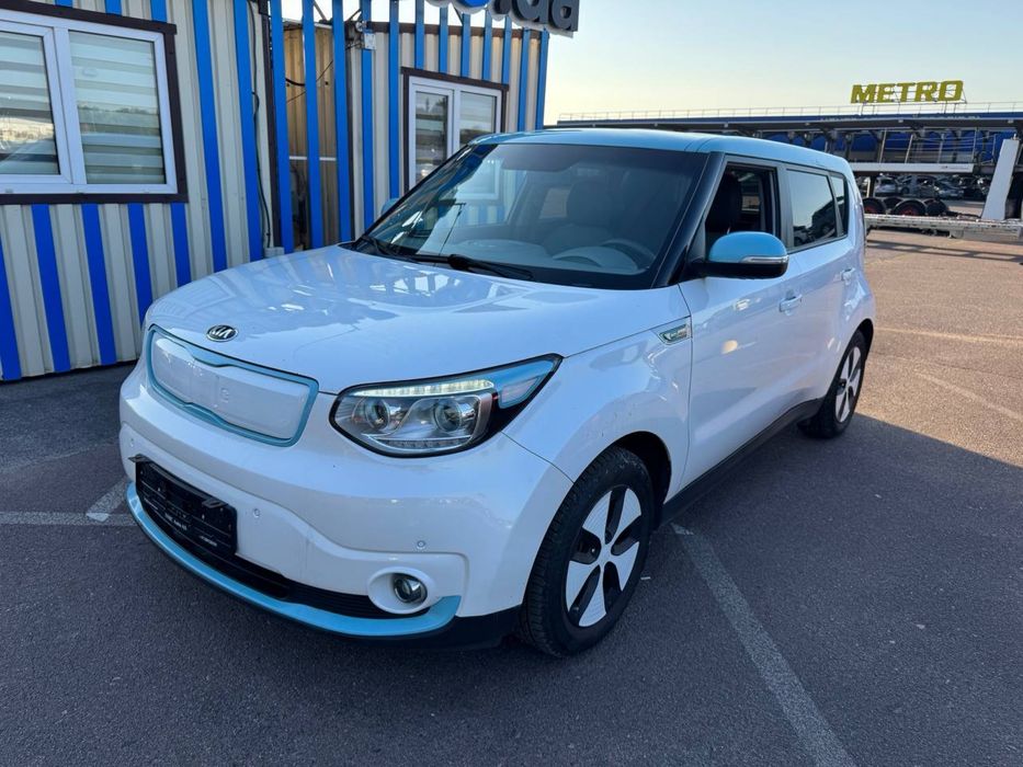 Kia soull аренда.  42кВт