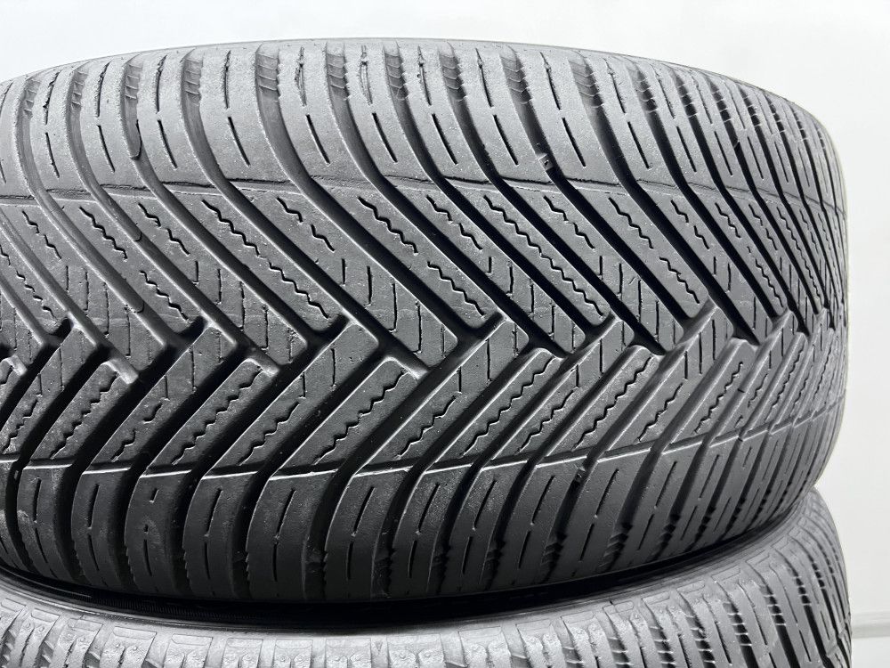 2шт всесезон 225/45/R17 2023р Hankook Kinergy 4S