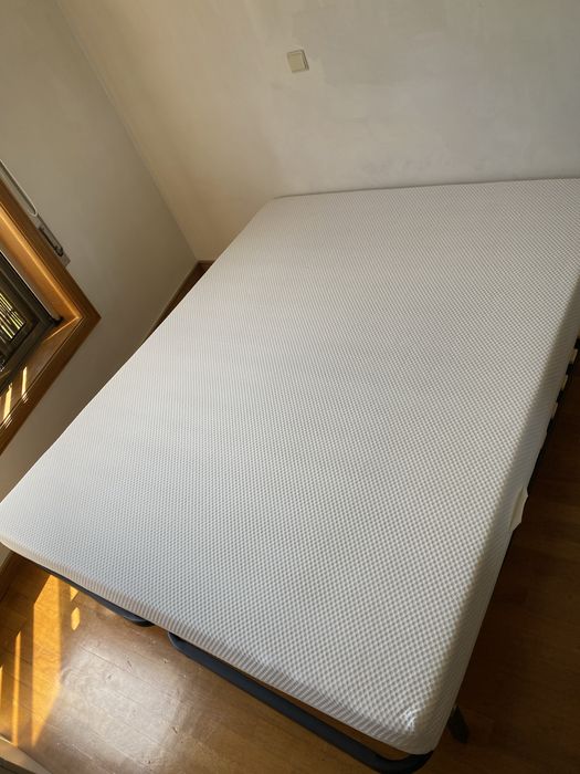 Colchão IKEA ÅBYGDA 200x160 em excelente estado