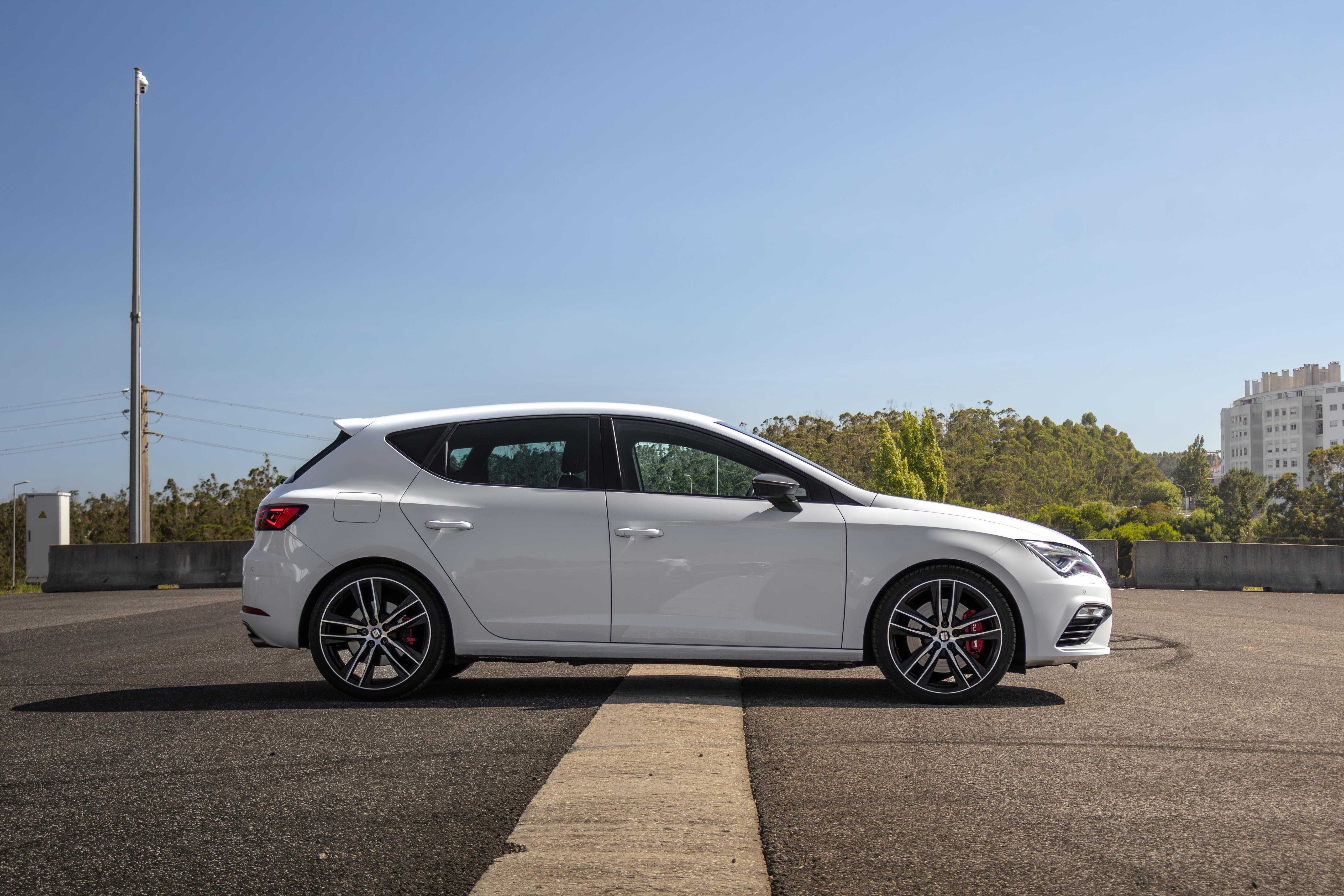 Seat Leon Cupra 300 | DSG | Pré OPF | Painel Digital