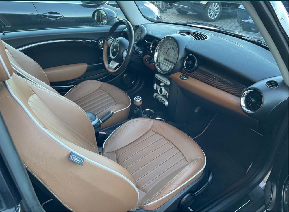 MINI COOPER D 50 anos mayfair