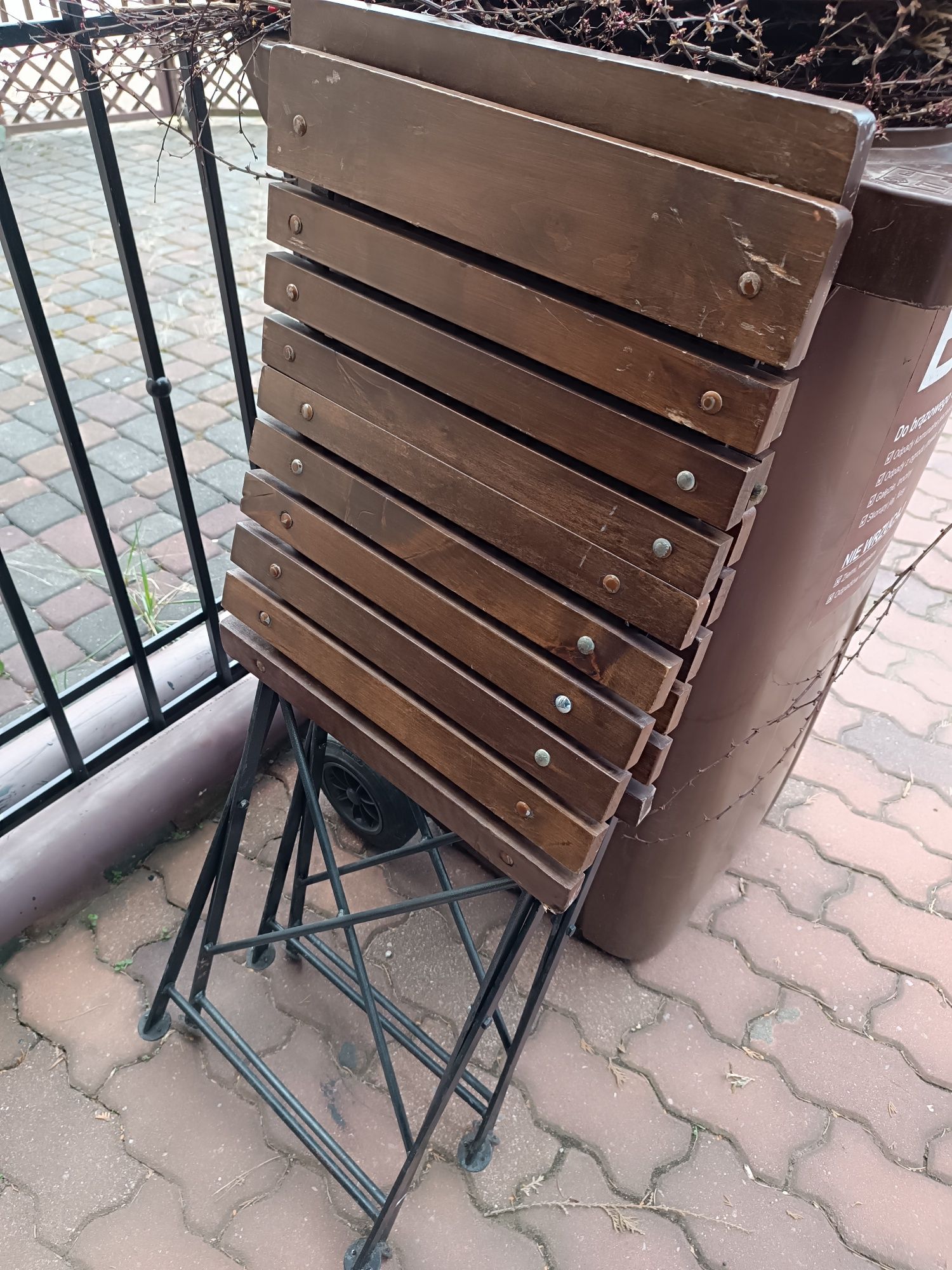 Meble ogrodowe, składane, solidne, stół + 4 krzesła
