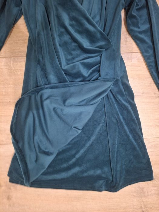 Sukienka welurowa r. M-L