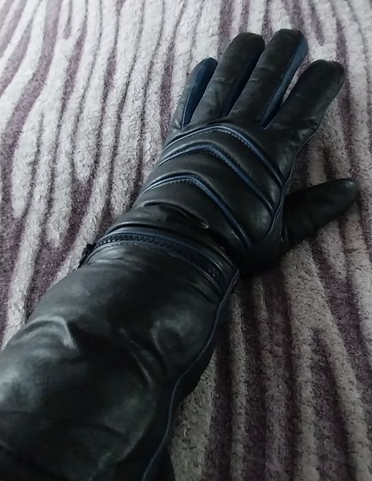 Мотоперчатки  кожаные  длинные