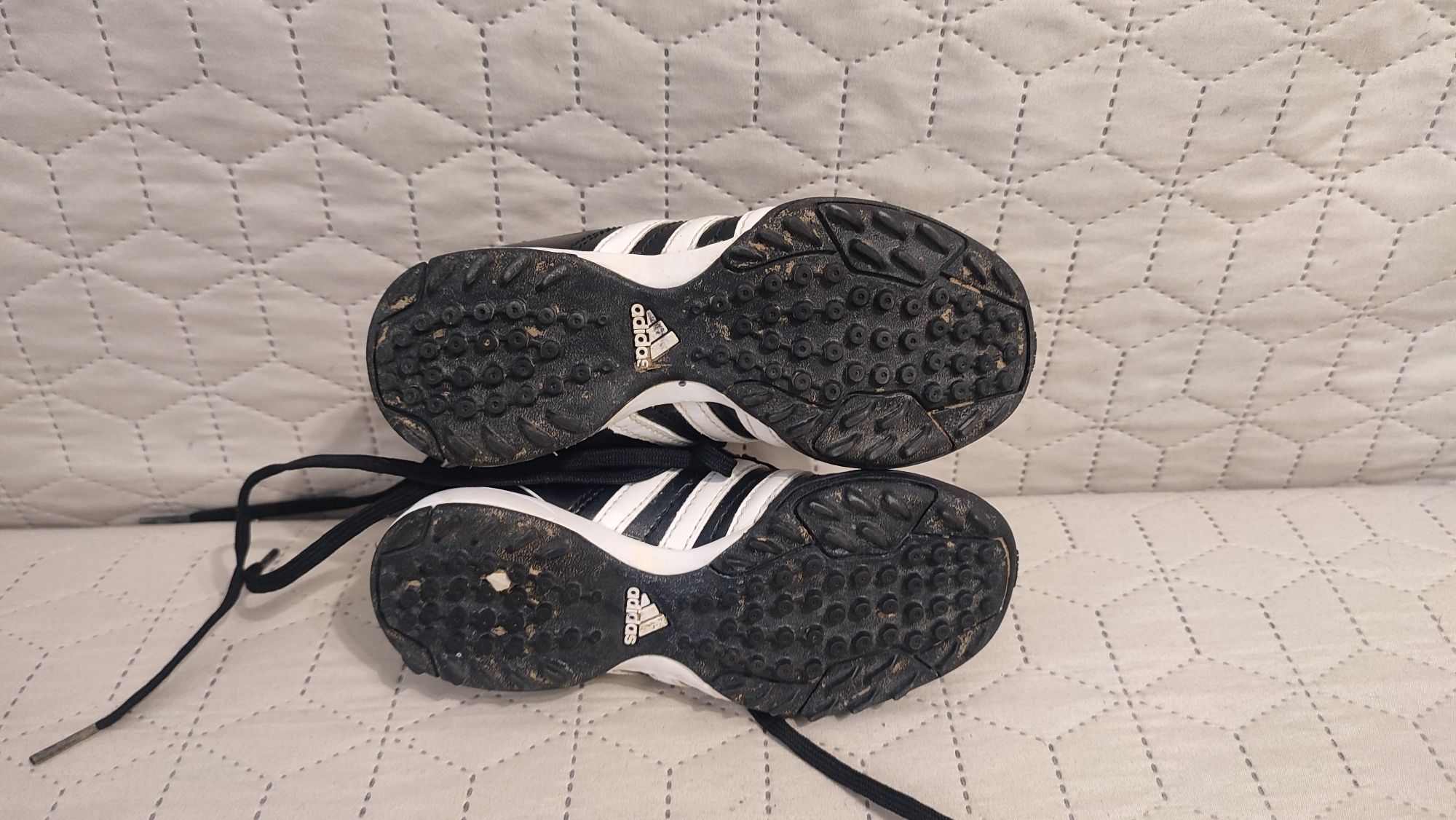 Сороконожки кросівки adidas adiNOVA TRX TF 4. 29-30 р., 18-18,5 см