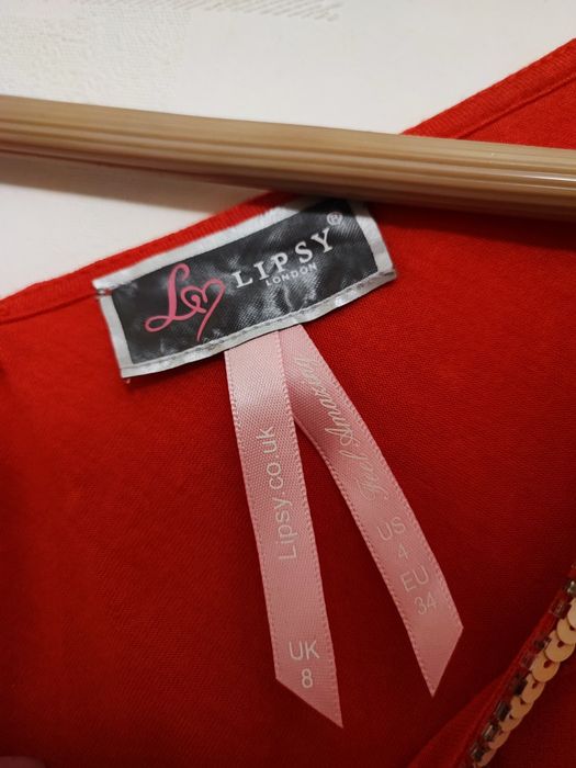 Śliczna elegancka czerwona sukienka Lipsy London XS z tiulem wesele