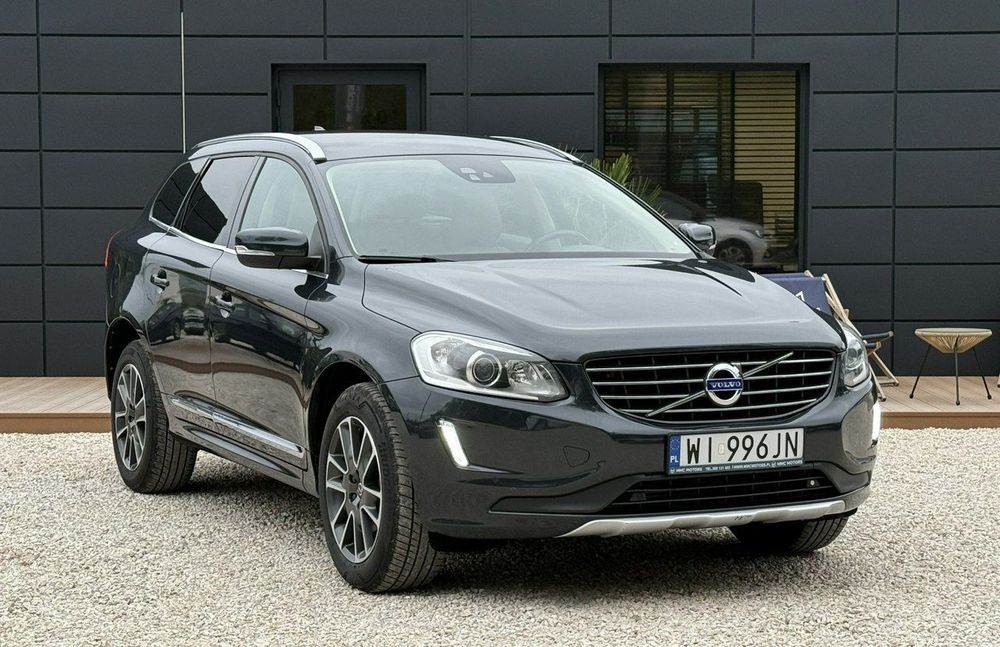 Volvo XC 60 2.0 D4 180kM Summum! Salon Polska ! Kamera ! Nawigacja ! HAK!