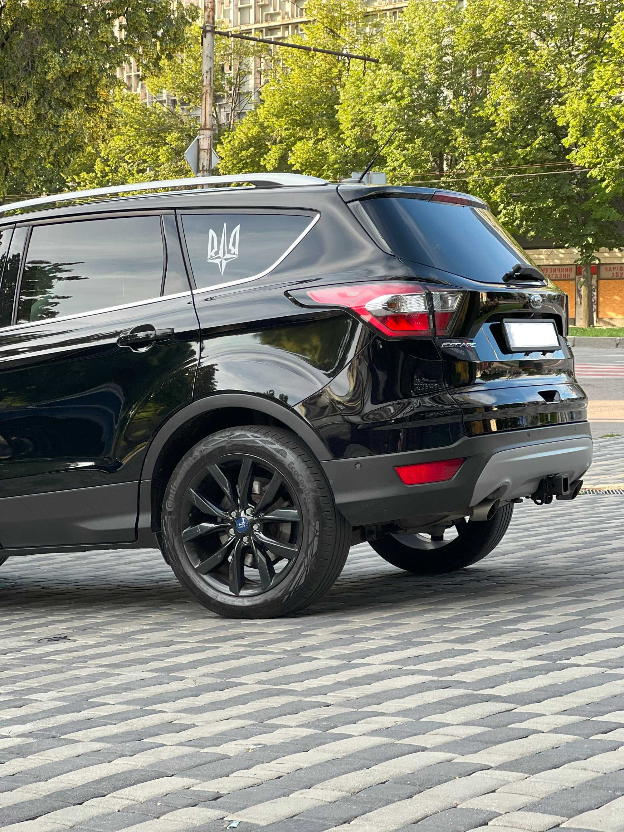 Ford Escape TITANIUM