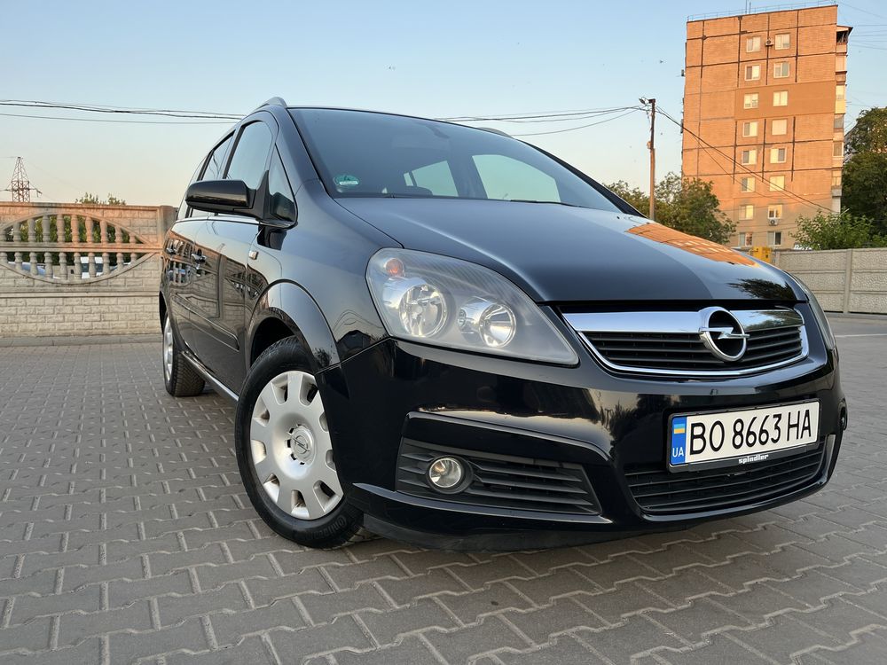 Продам нефарбоний Opel Zafira 2006 1.8
