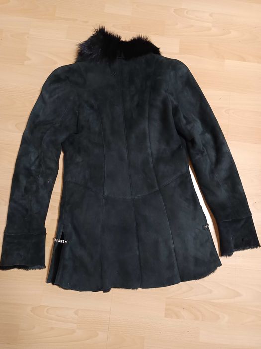 Женская натуральная дублёнка.