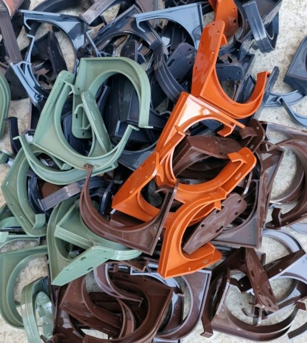 Кронштейн жолоба Bryza 125, держатель желоба, тримач водостоку водосто