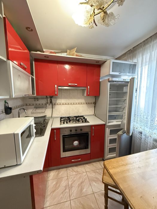 Здається 2-кімн. пр.Незалежності «Спортовари»