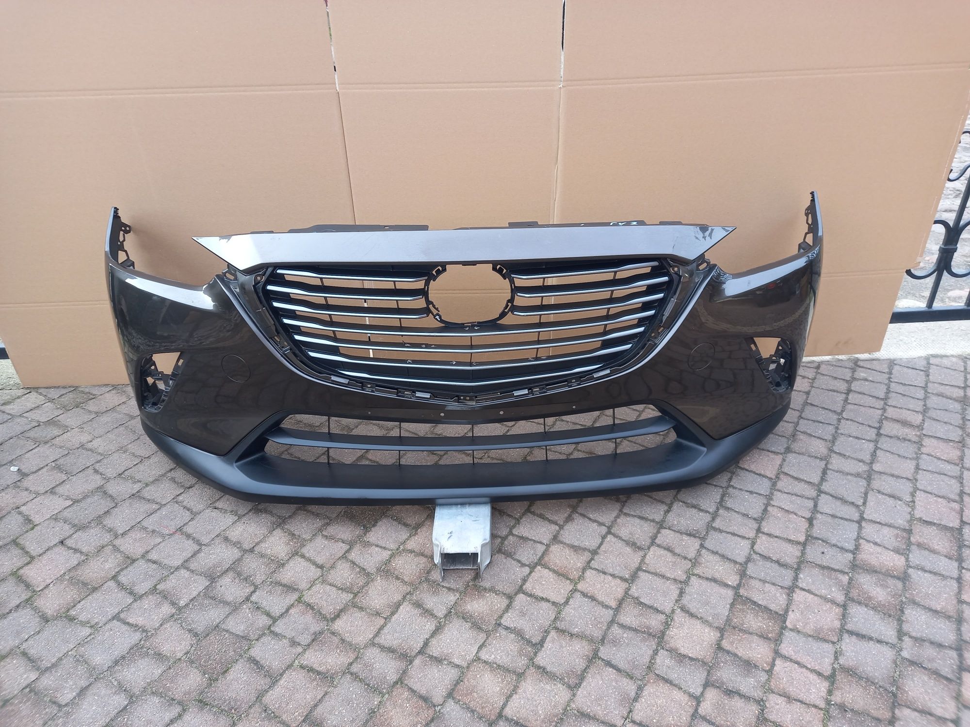 Zderzak przedni Mazda CX 3 i grill